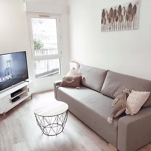 https://le-cosy-gare.fr-paris.fr